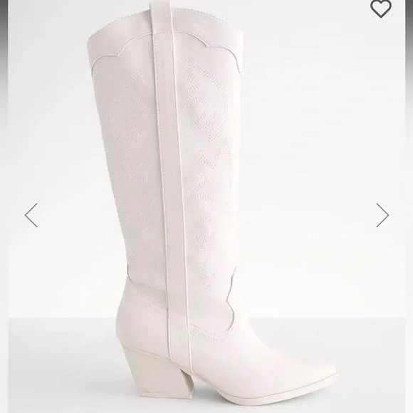 Dolce Vita white boot - Picture 3 of 3